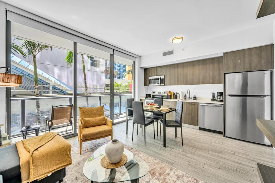 Kitchen or kitchenette, Living room, Seating area, Dining area, dishwasher, oven, stove