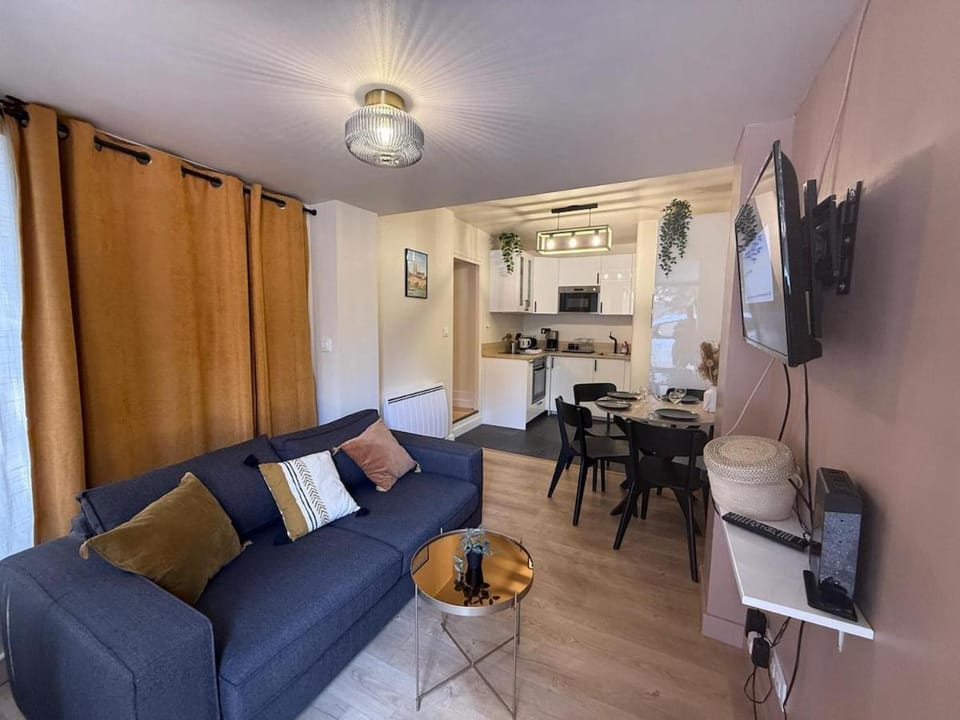 Au Rez-de-Vauquois - Cosy Confort centre Ville Apartment in Orléans