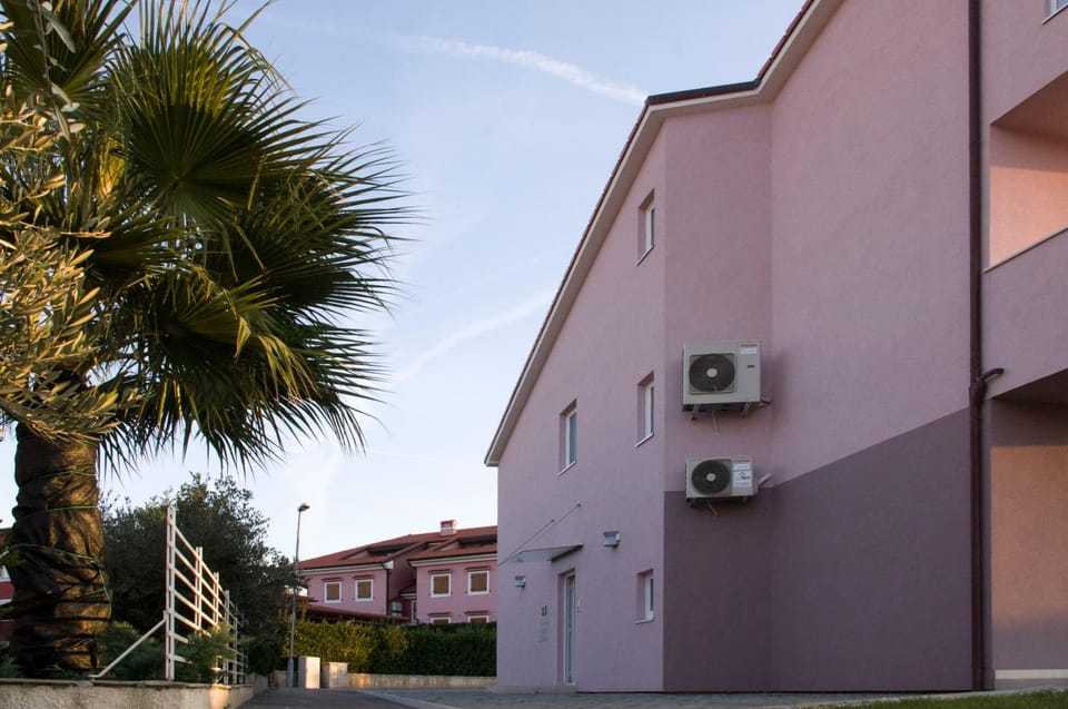 Property building, Day