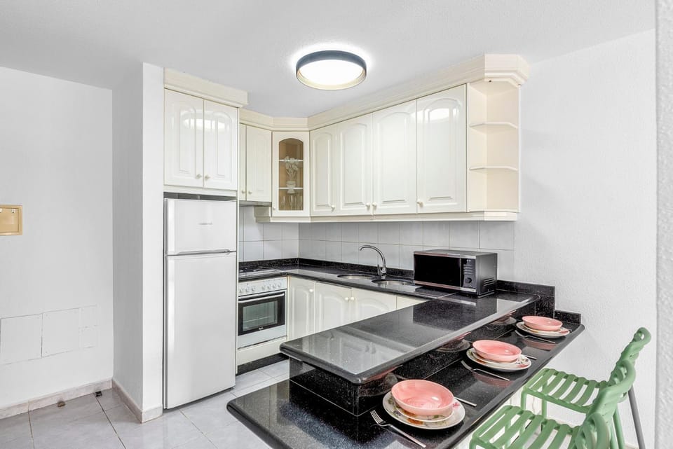 Kitchen or kitchenette, kitchen