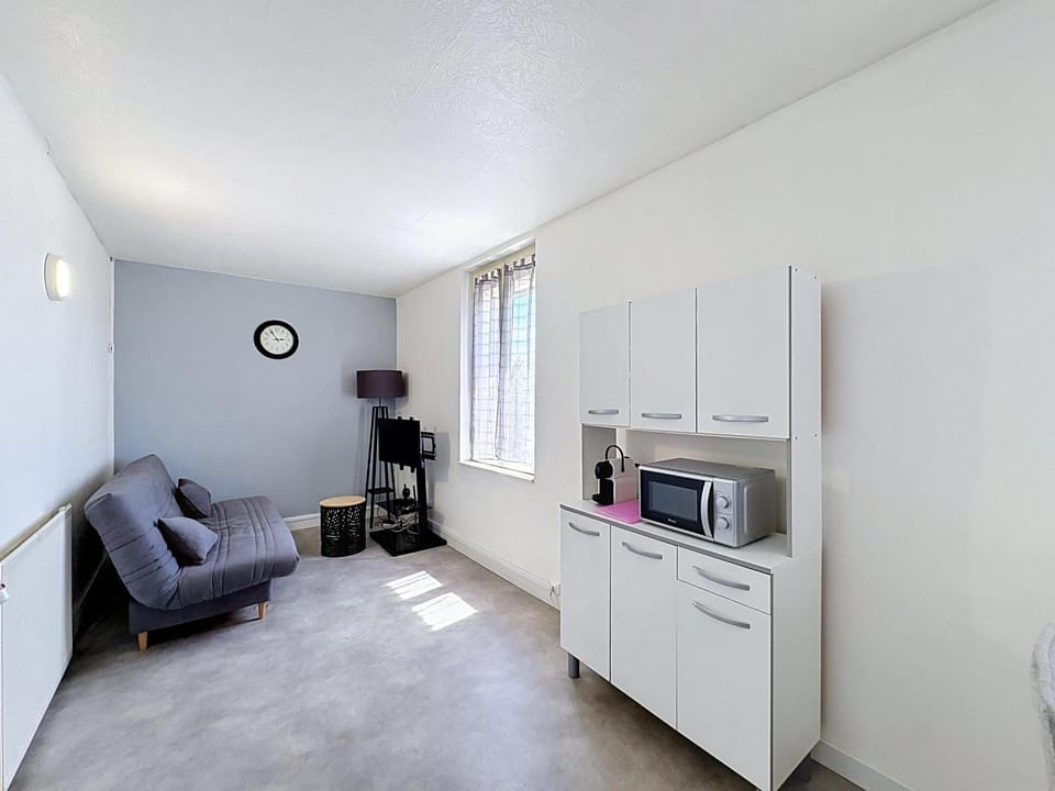 Communal lounge/ TV room, Living room