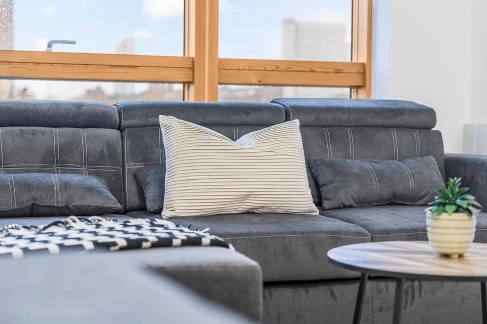 Cozy 1BR Apartment Sleeps 6 - Near Central London Apartment in London Borough of Southwark