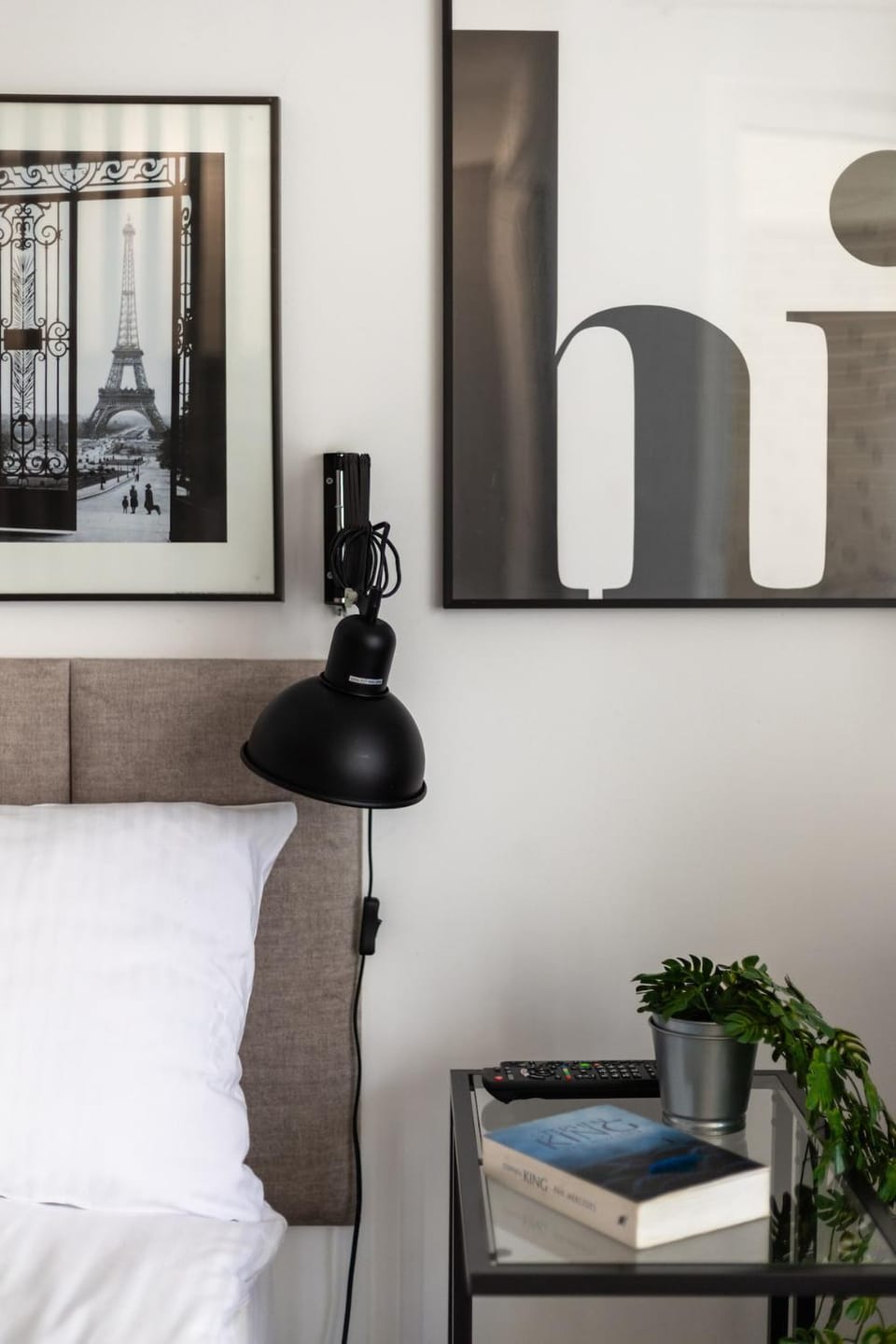 Bed, Photo of the whole room