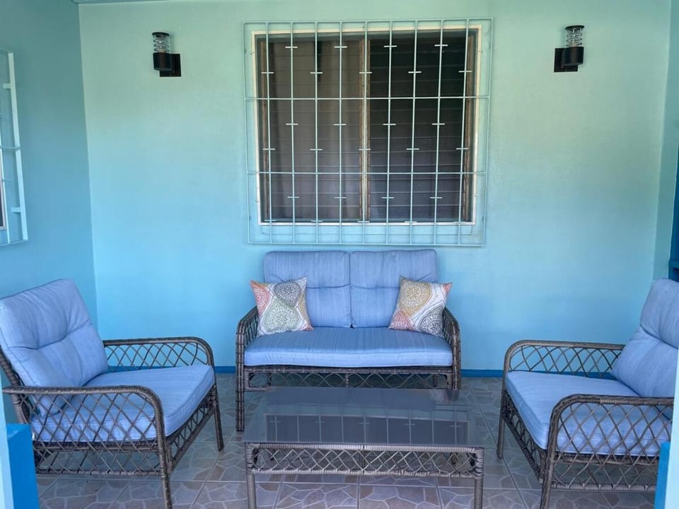 Villa Blue Nights House in Barbados