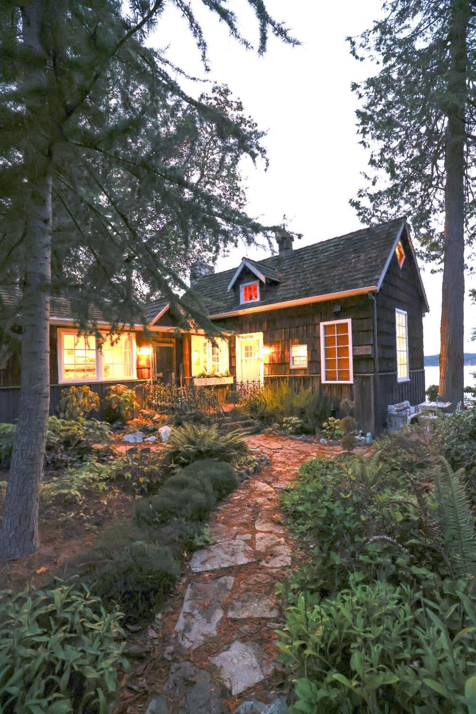 Storybook family cottage perched atop Penn Cove House in Coupeville