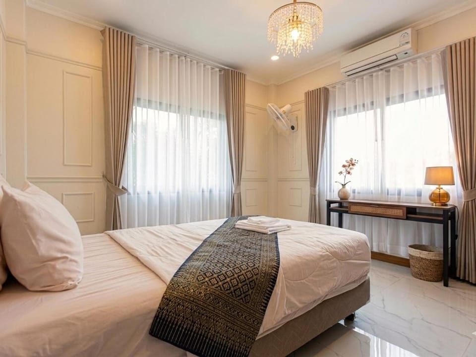 Chalong villa Villa in Chalong