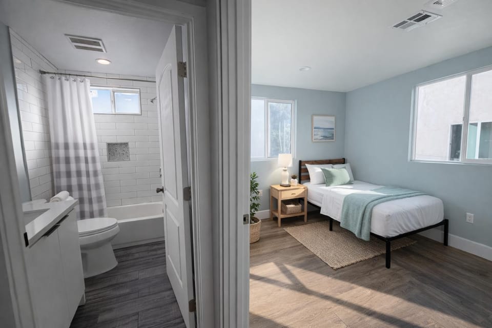 Shower, Toilet, Bed, Photo of the whole room, Bedroom, Bath