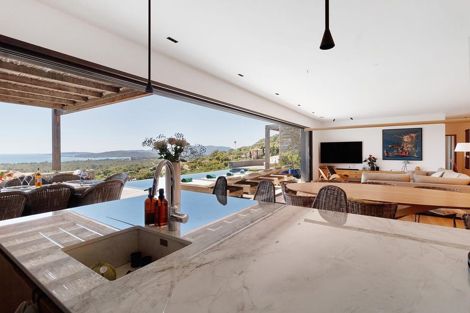 Property building, Living room
