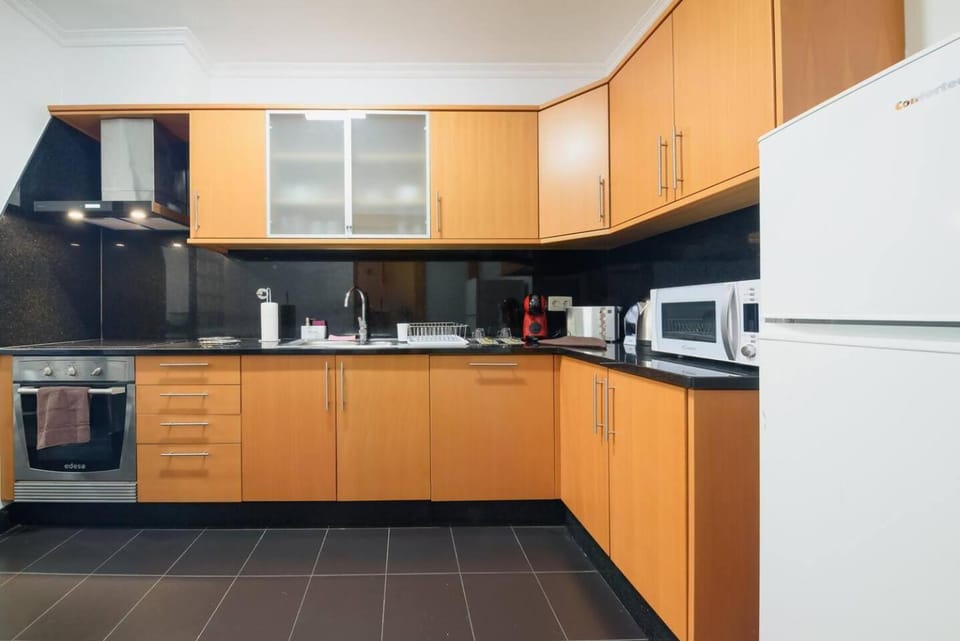 Falcon Flat by Mth Apartment in Madeira District