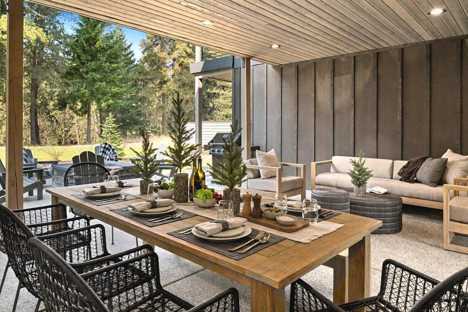 Cedar & Sage House in Roslyn