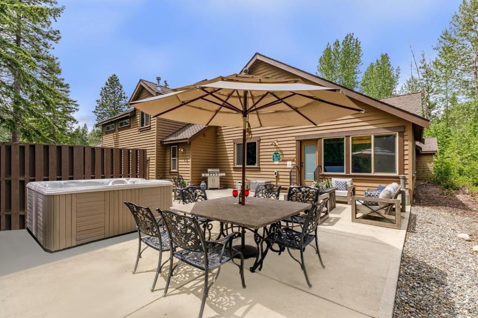 Evergreen Mountain Lodge House in Roslyn