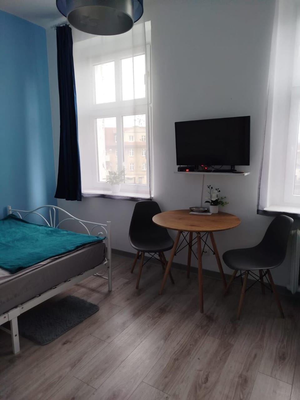 Living room, Photo of the whole room