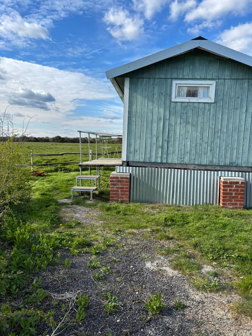 Swedish Rustic Cabin perfect for bird watching Cabin in Chichester District