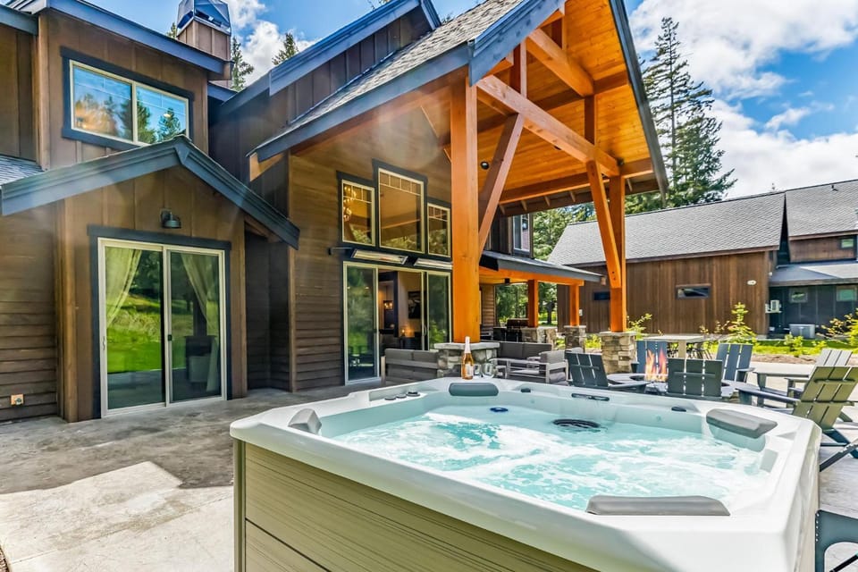 Suncadia Prestige House in Kittitas County