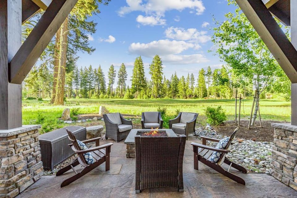 Twin Links House in Kittitas County