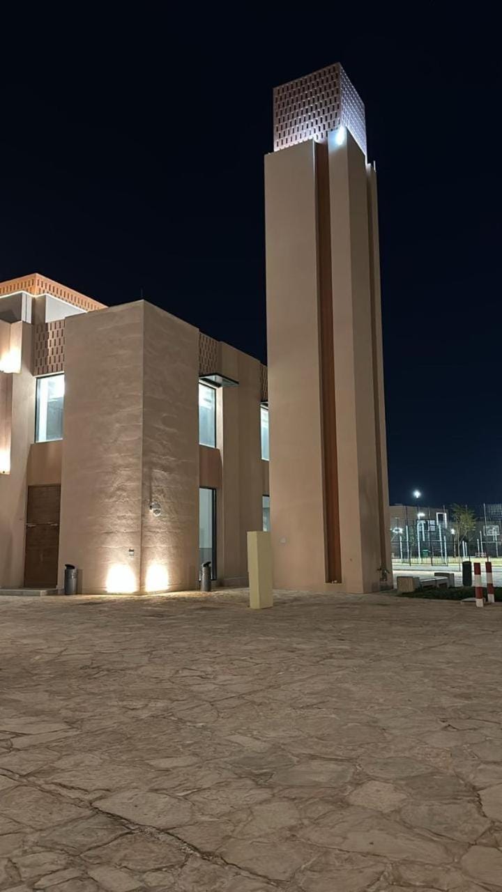 فيلا فندقية بالقرب من المطار Villa in Riyadh