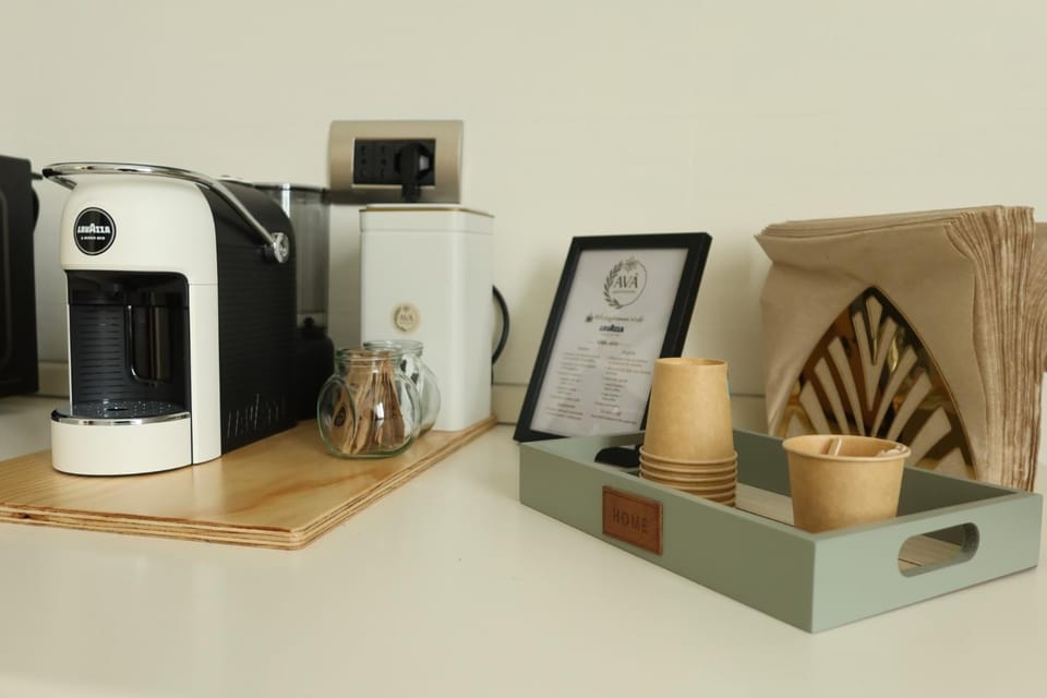Kitchen or kitchenette, kitchen