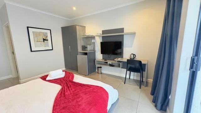 Seven On Middle - Gym Pool WiFi Central to Sandton Apartment in Sandton