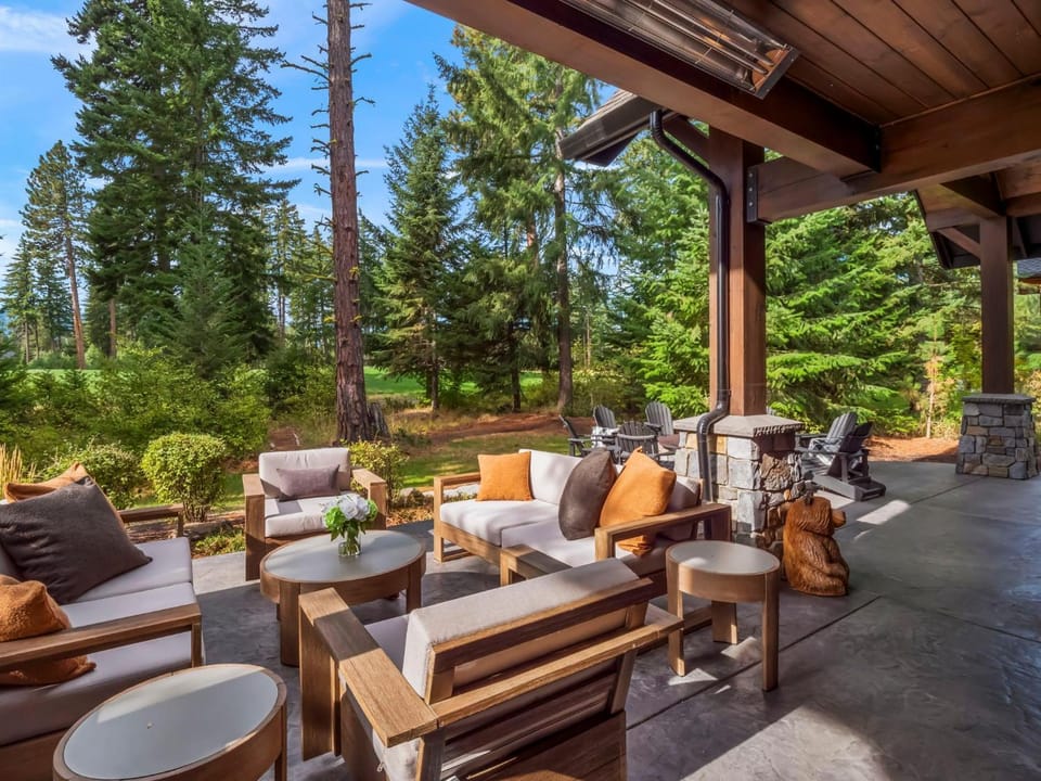 Gilden Glade Sanctuary House in Kittitas County