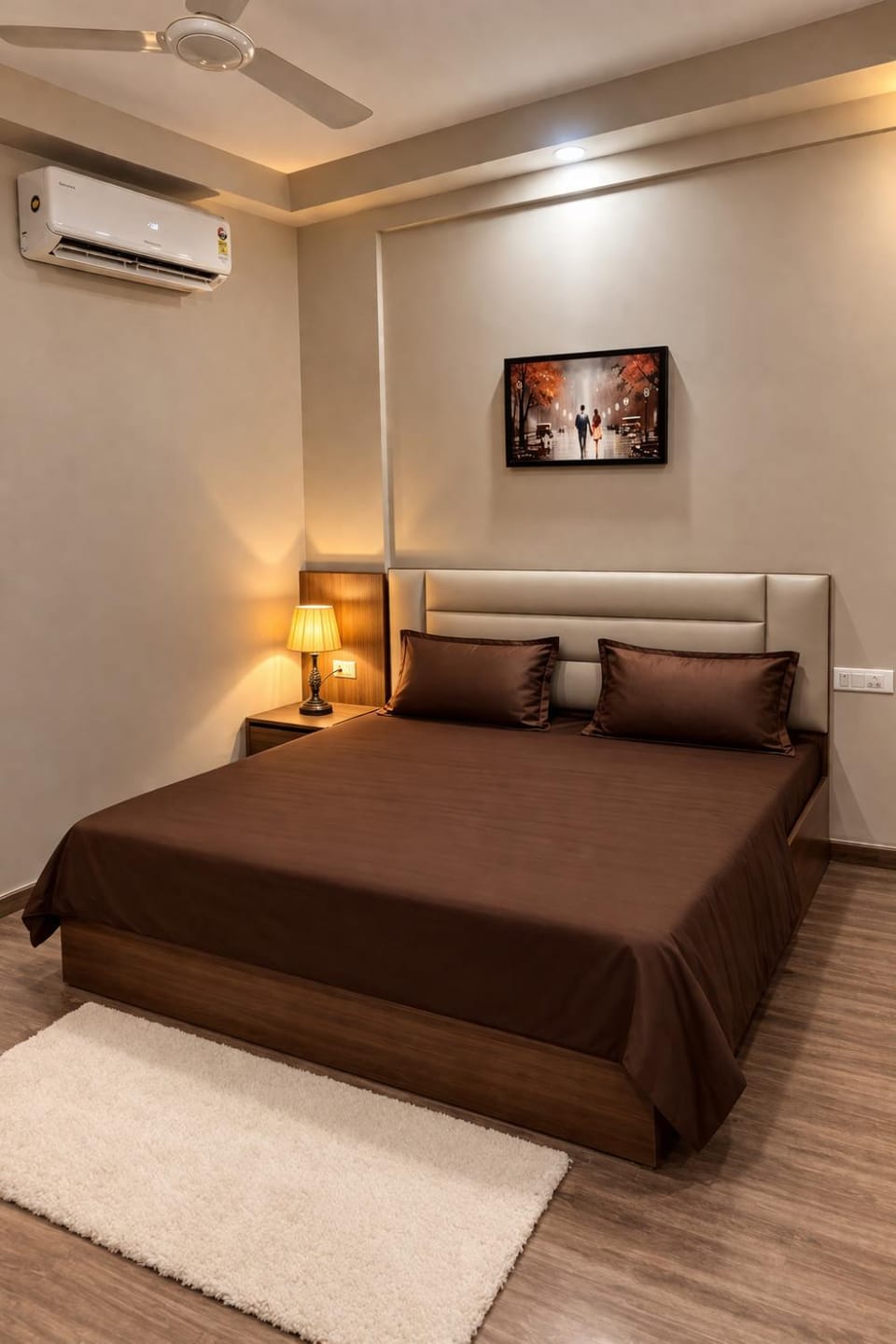 The capital crown stays Apartment in Uttar Pradesh