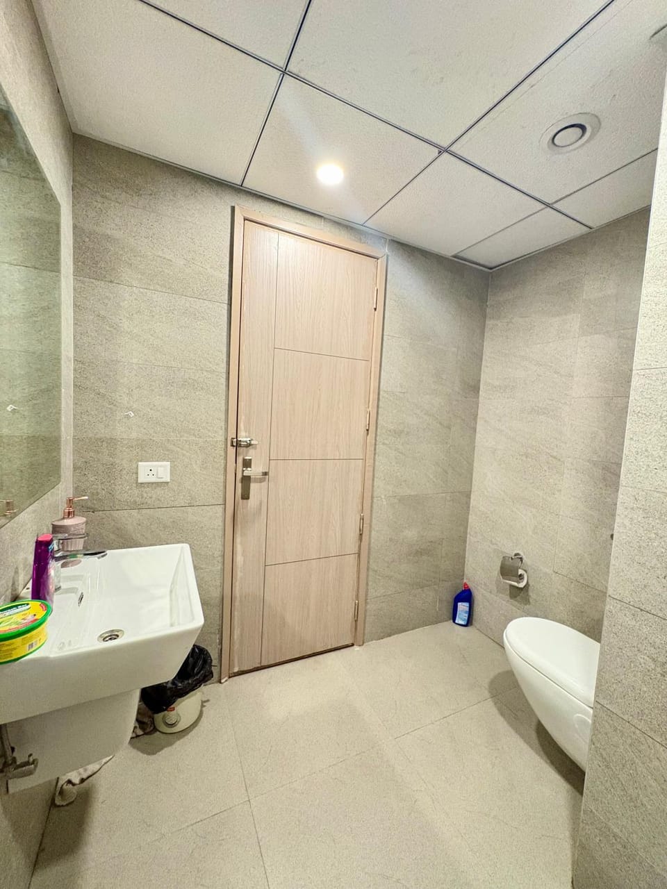 The capital crown stays Apartment in Uttar Pradesh
