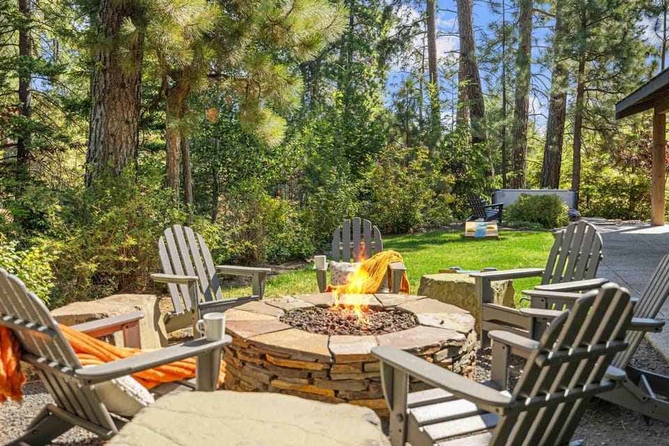 Parkside Lodge House in Kittitas County