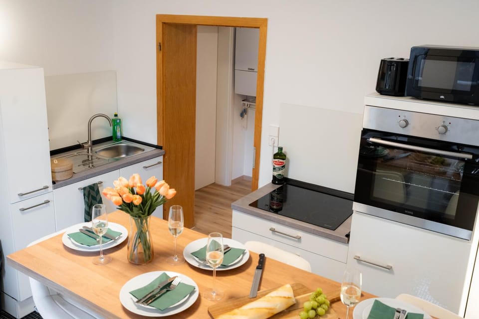 Bed, Business facilities, Bedroom, wardrobe