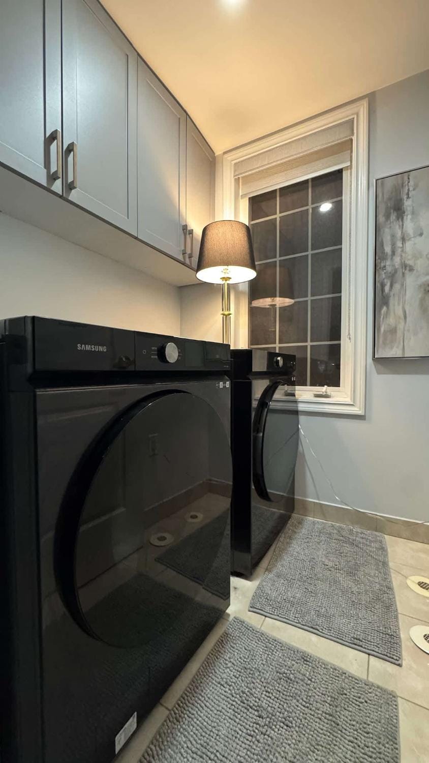 Private Ensuite Room in Shared Home with Kitchen Apartment in Milton