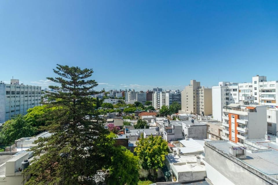 Luminoso dos dormitorios en pleno Pocitos Apartment in Montevideo Department, Uruguay