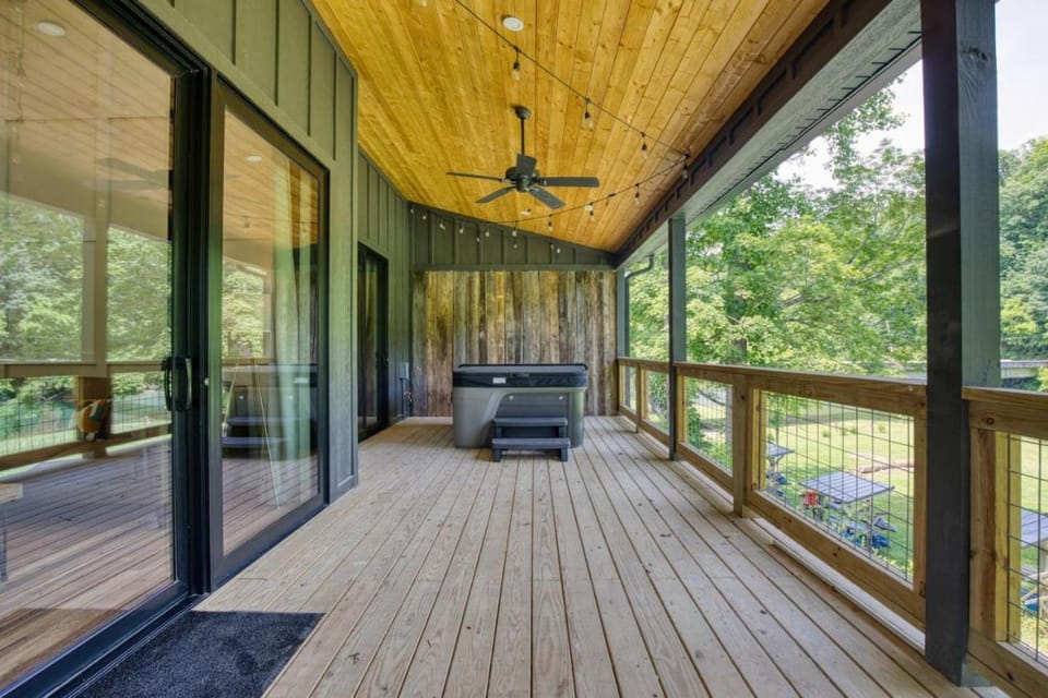 Still Waters on Watauga River Chalet in Johnson City