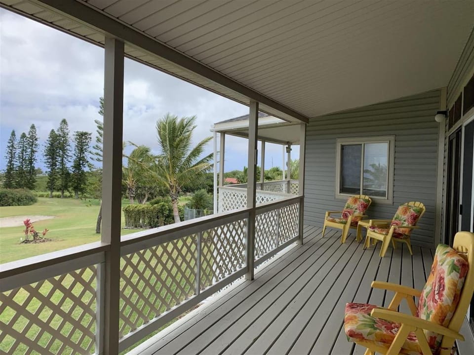 2 Bedroom 2 Bath on Golf Course House in Big Island