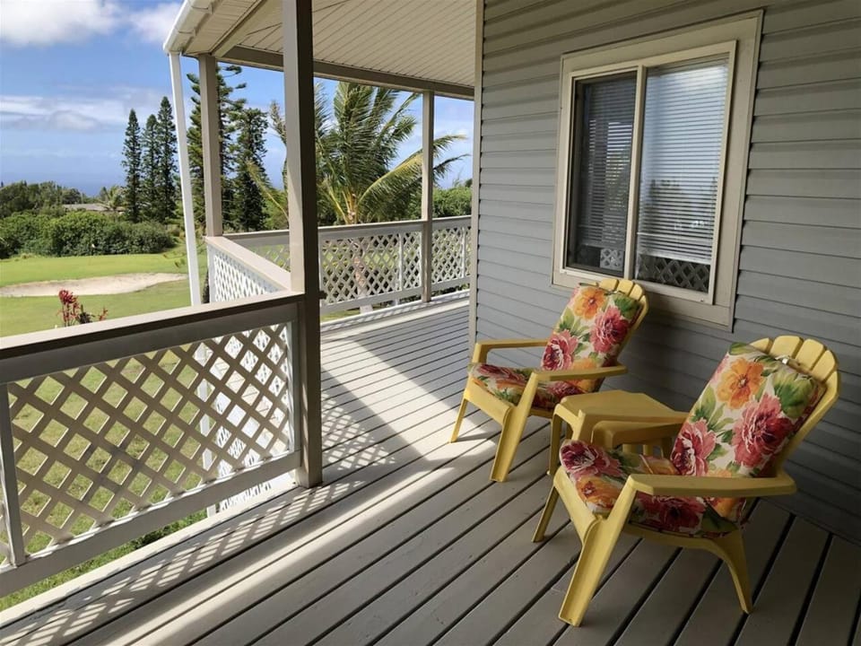 2 Bedroom 2 Bath on Golf Course House in Big Island