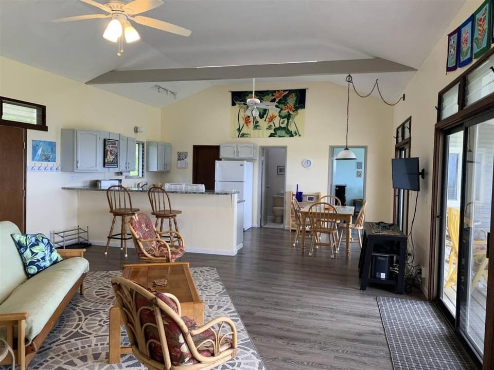 2 Bedroom 2 Bath on Golf Course House in Big Island