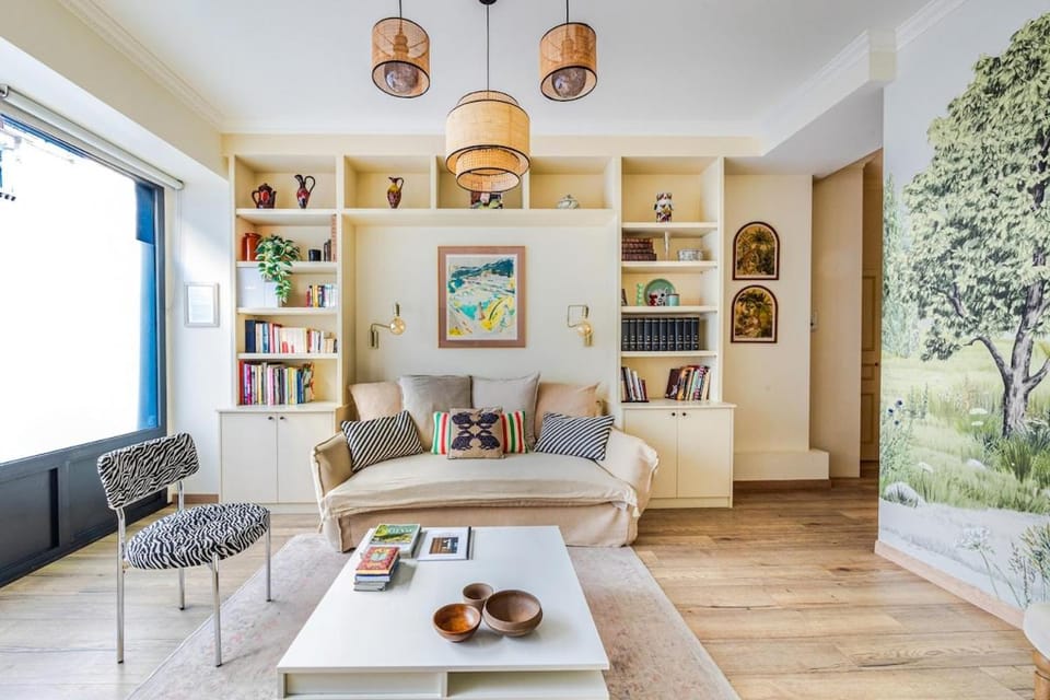 Library, Living room