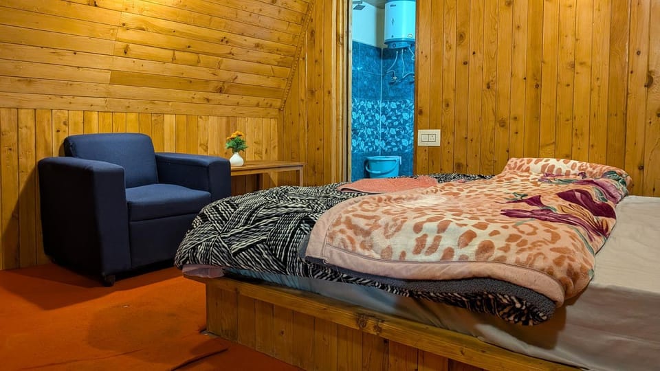 Kaasht Kunj Tree House Apartment in Himachal Pradesh