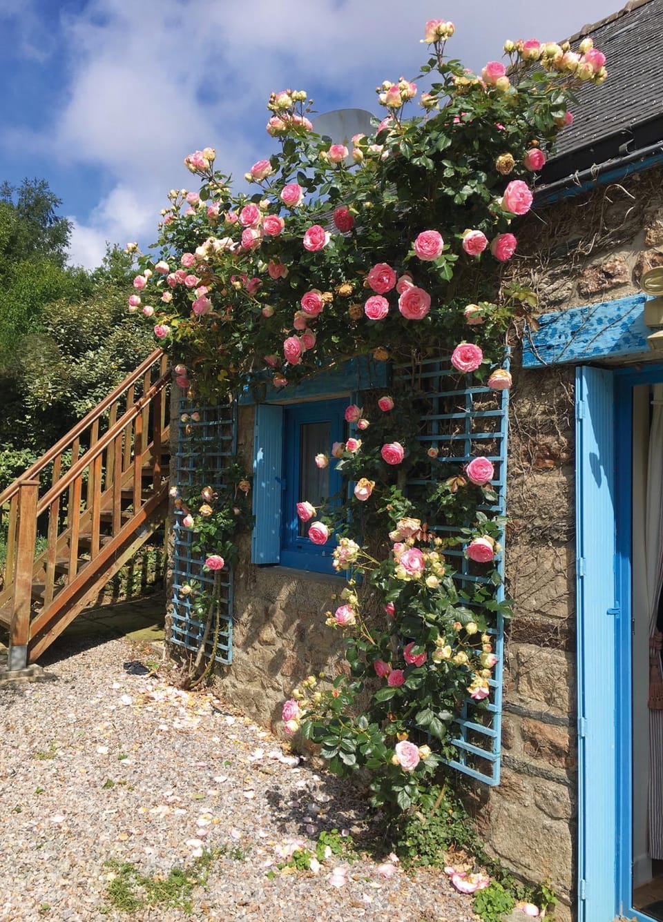 Les volets bleus House in Brittany