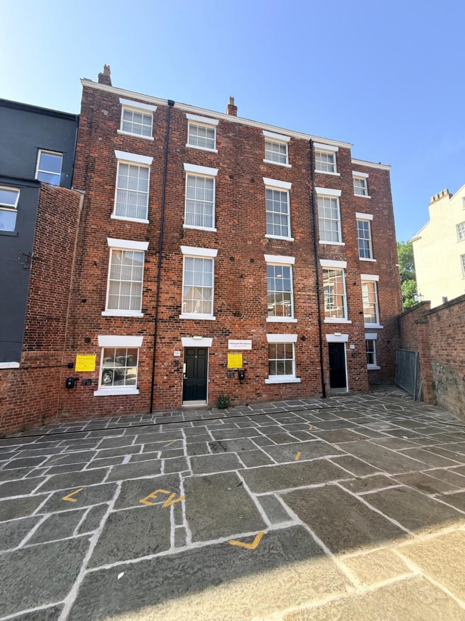Property building, City view, Location