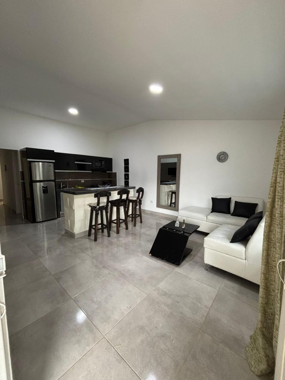 Acogedora Casa con Terraza en Ciudad Jardín Apartment in Valle del Cauca