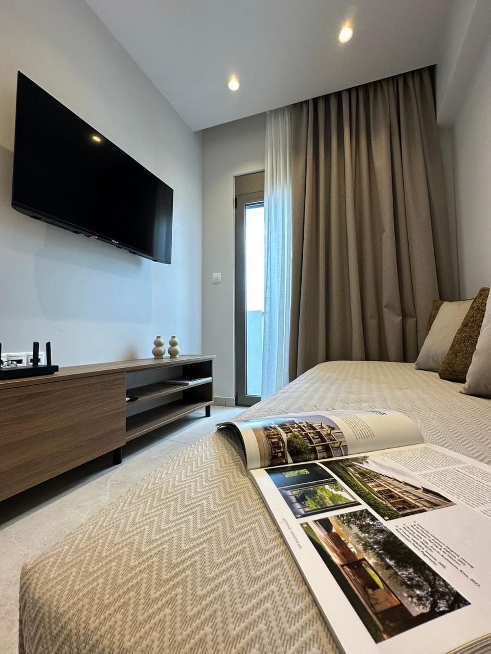 Communal lounge/ TV room, TV and multimedia, Photo of the whole room