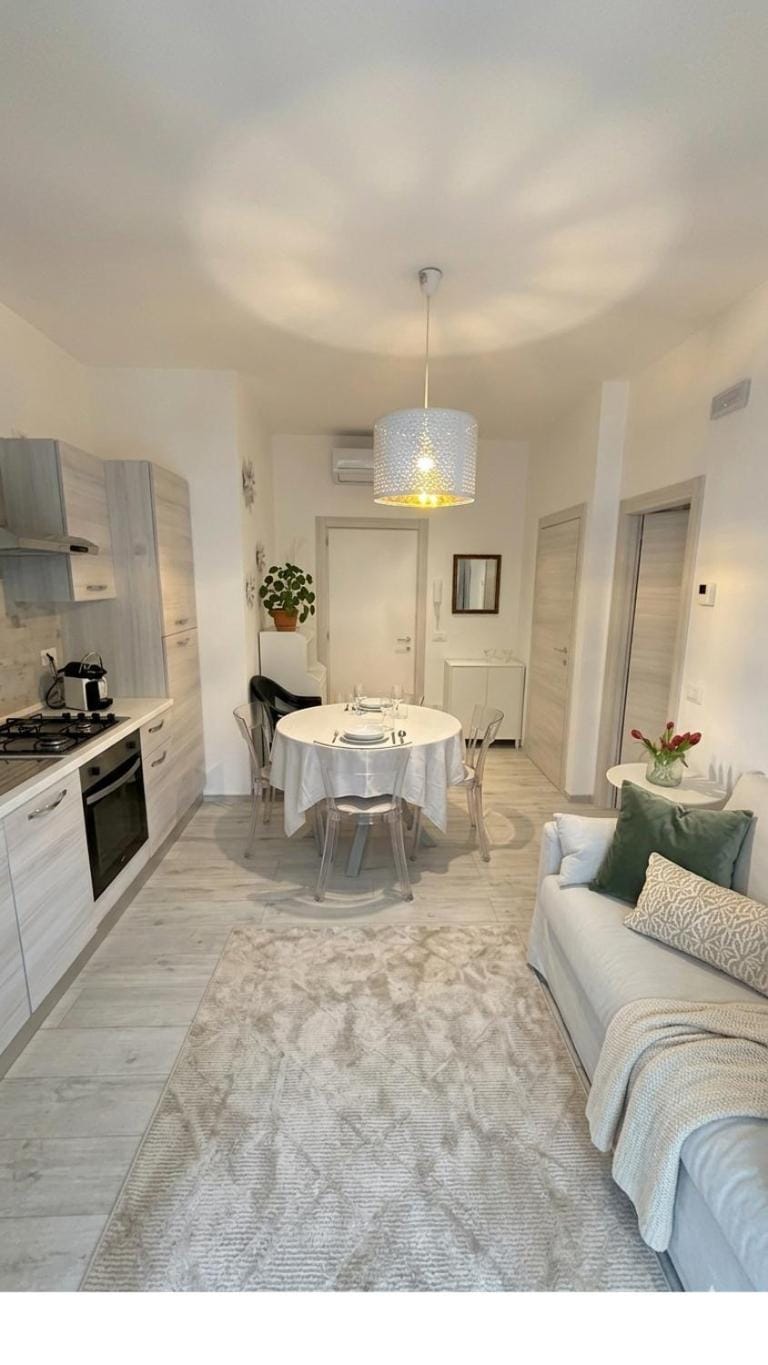 Appartamento a 100m Ospedale Cattolica , Misano Circuit e Riviera Horses Apartment in Cattolica