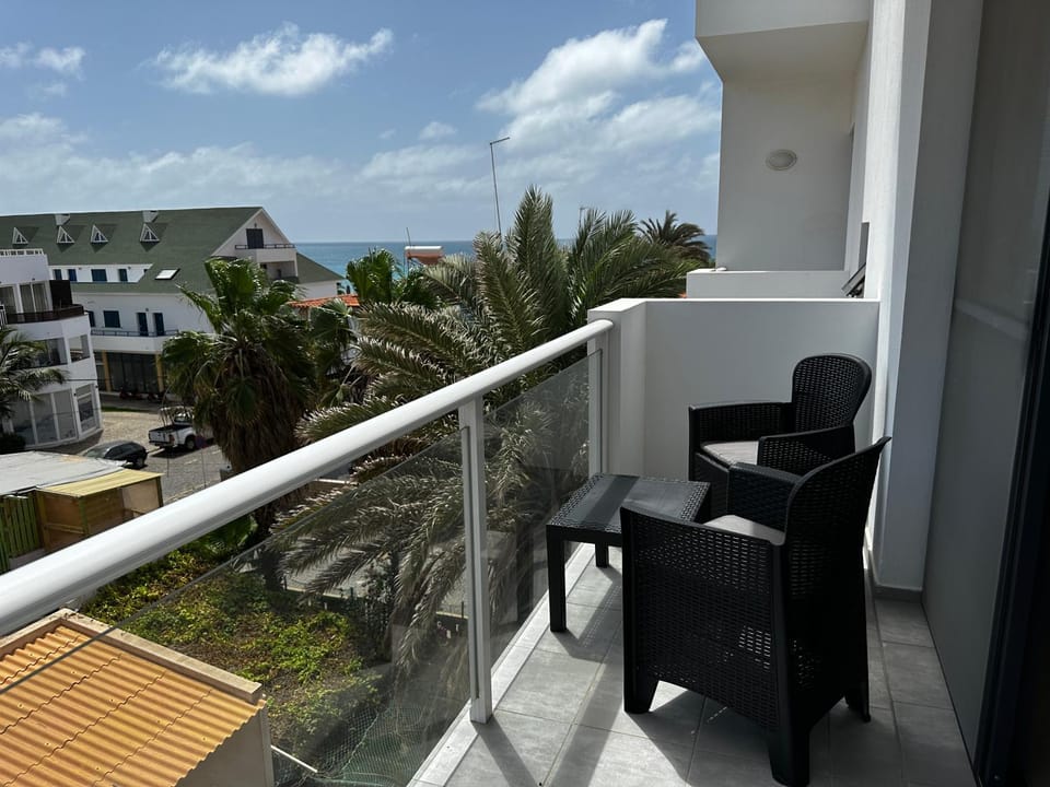 Atlantic Sal Apartments - By Bobbywashere Apartment in Santa Maria