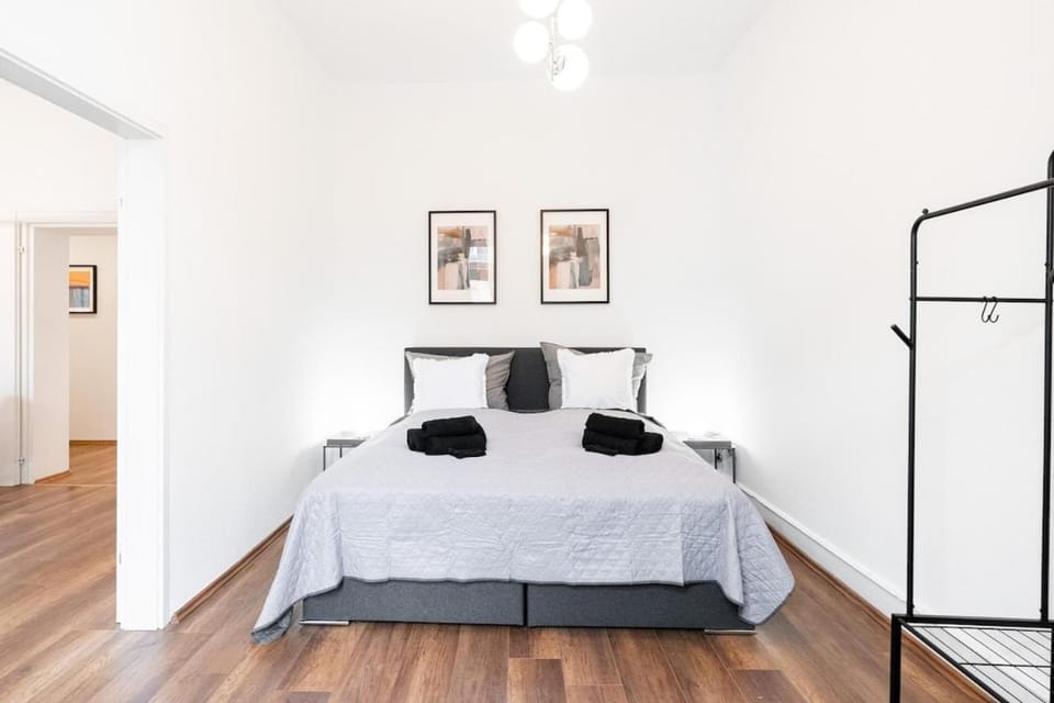 3 BR - Modern - Großzügig - Stilvoll - Zentral Apartment in Wiesbaden