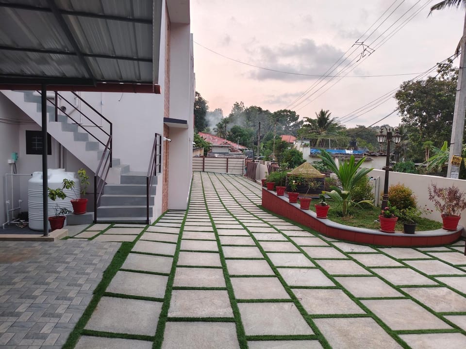 Inner courtyard view