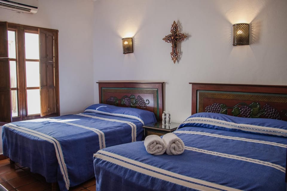 Bed, Bedroom, towels, air conditioner