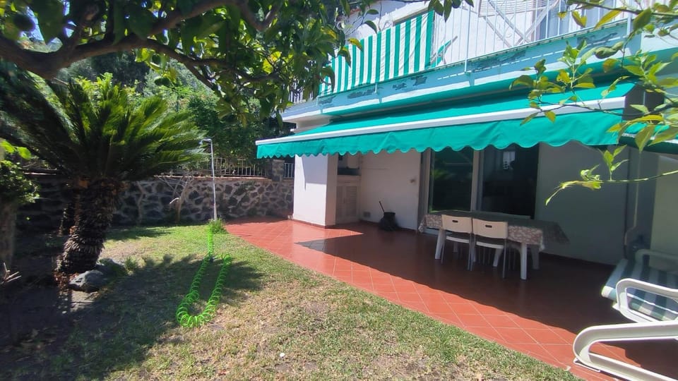 Property building, Garden