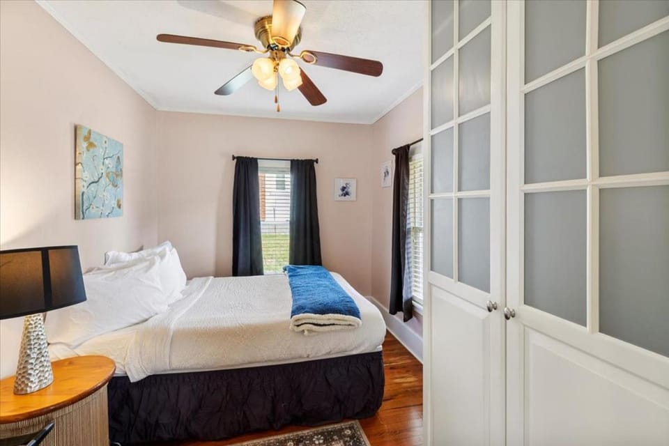 Charming Galax Retreat! Pet Friendly! Minutes from New River! Hill Haven House in Virginia