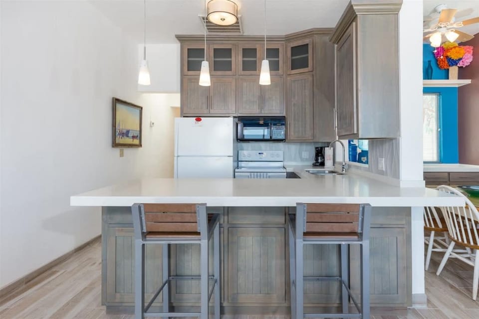 Cozy & Beautiful Beachfront Condo Las Olas II 2 House in Rocky Point