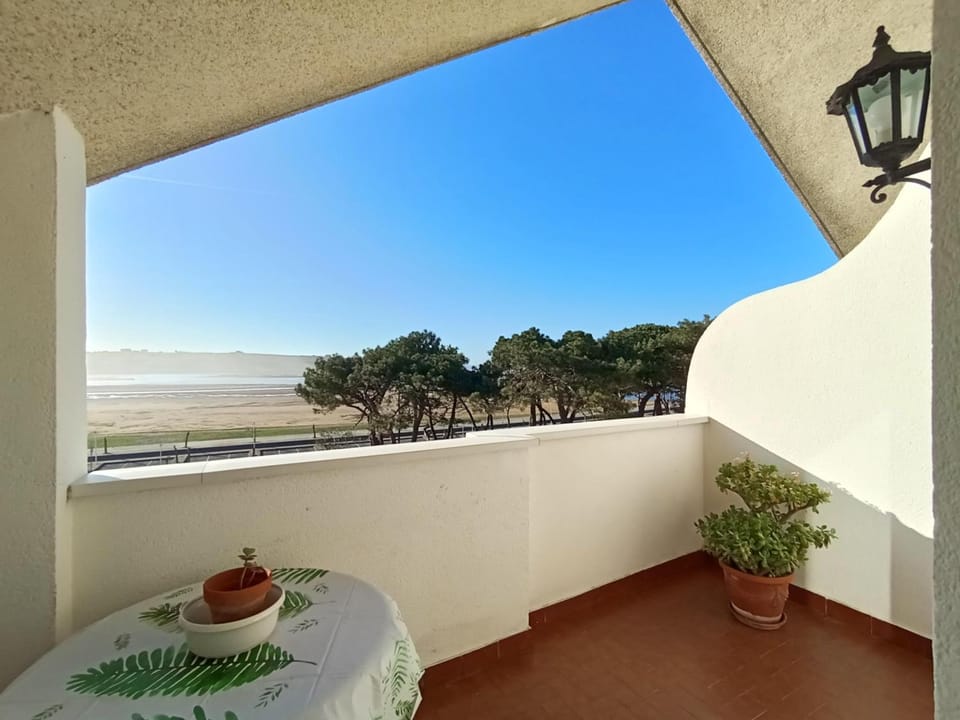 Ático frente al mar en Playa Usil con 2 terrazas Apartment in Cantabria