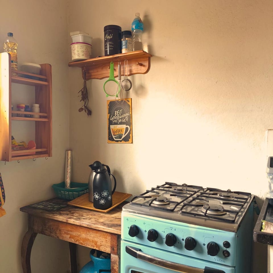 Kitchen or kitchenette, Communal kitchen