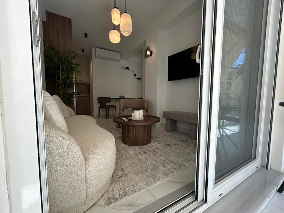White Line Suite Apartment in Peloponnese, Western Greece and the Ionian